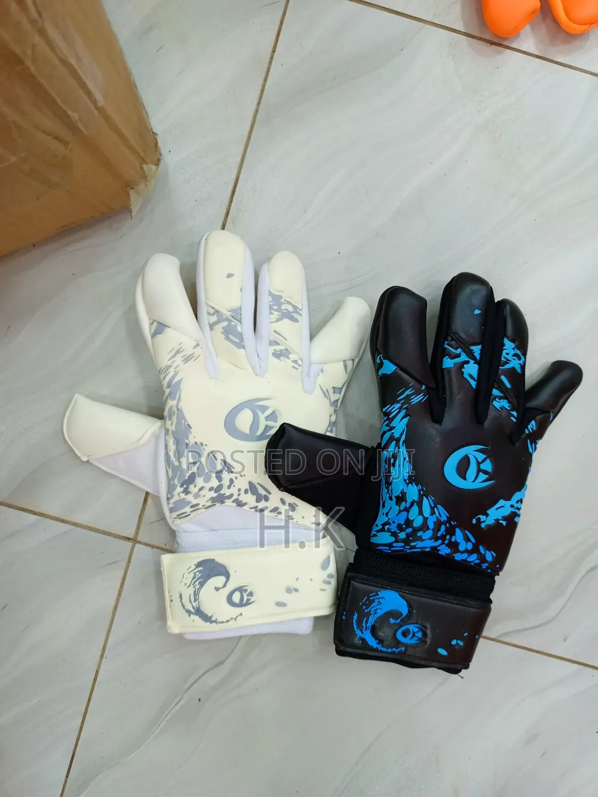 Goalkeeper Gloves.