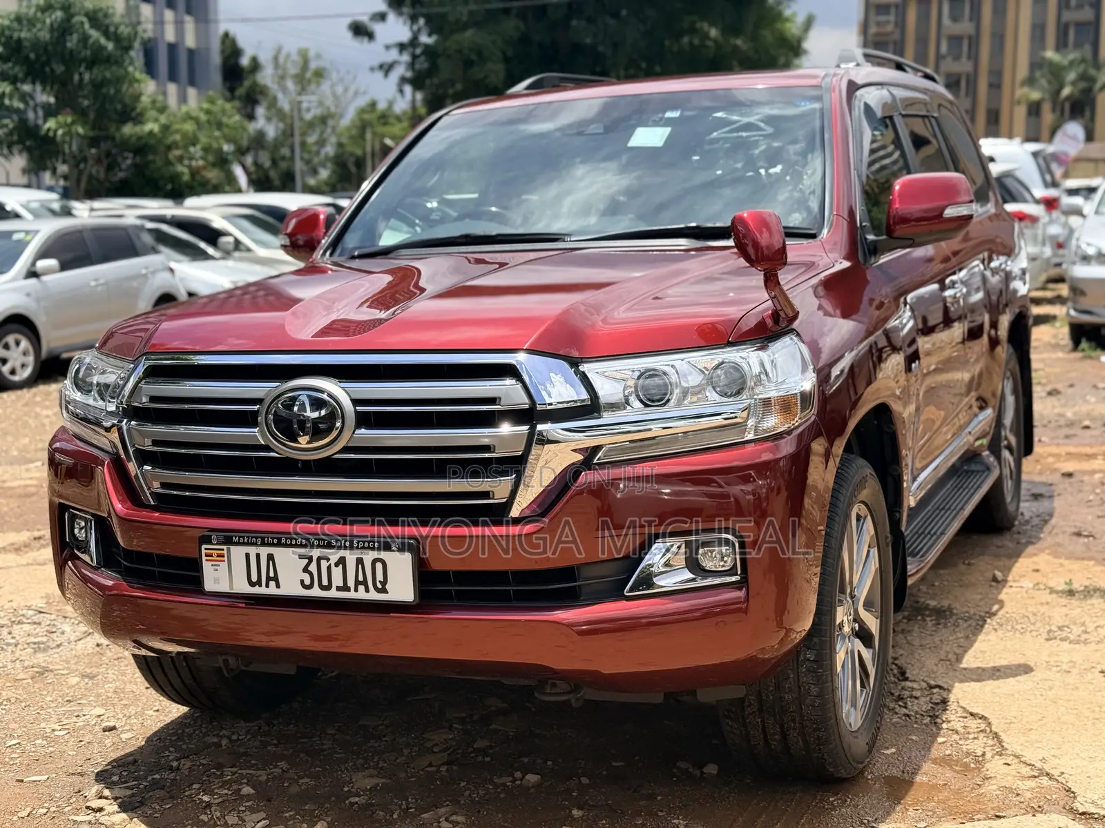 Toyota Land Cruiser 2017 Red