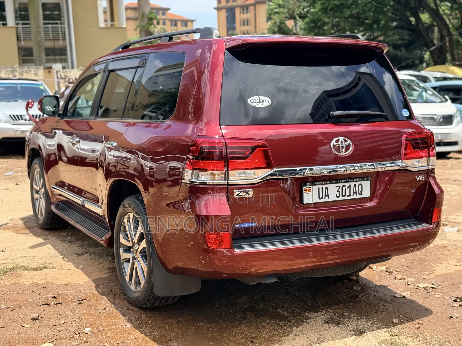 Toyota Land Cruiser 2017 Red