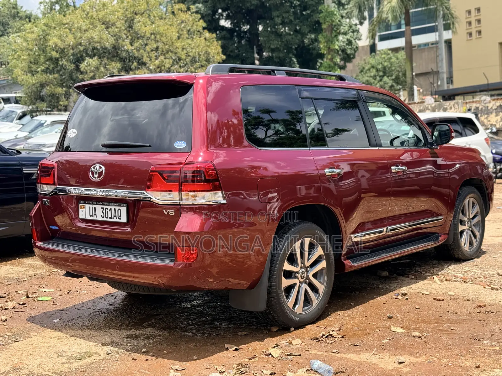 Toyota Land Cruiser 2017 Red