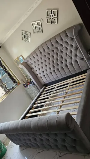 5×6 Bed With Mattress