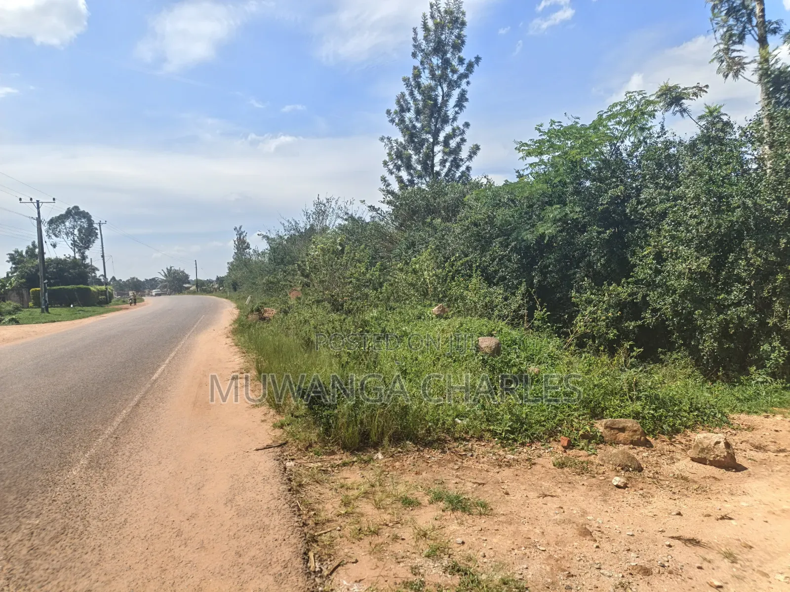 8acres of Land on Sale in Zirobwe Town