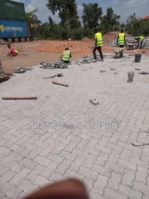 Beautiful Contractors for Pavers at Affordable Costs