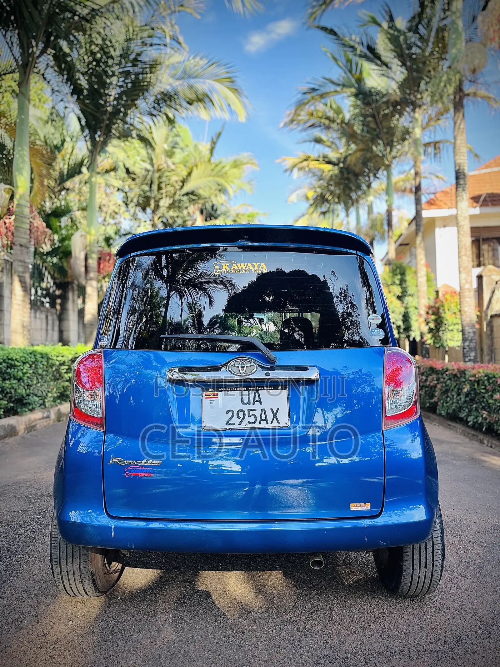 Toyota Ractis 1.5 AWD 2010 Blue