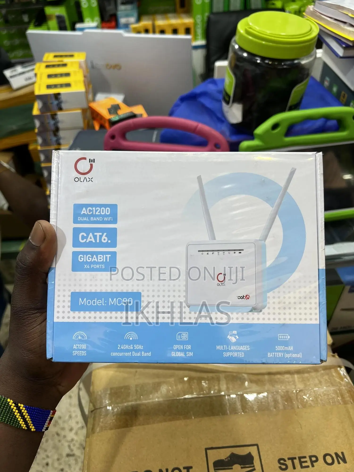 Olax Router