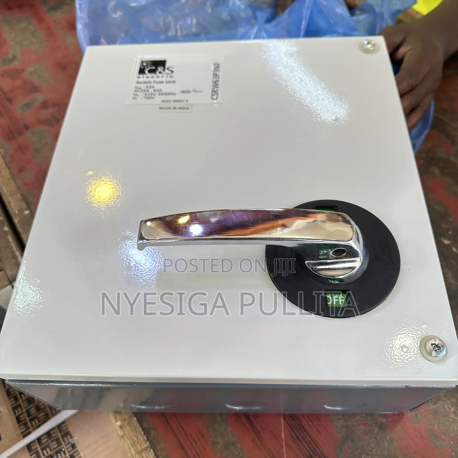 Industrial Isolator