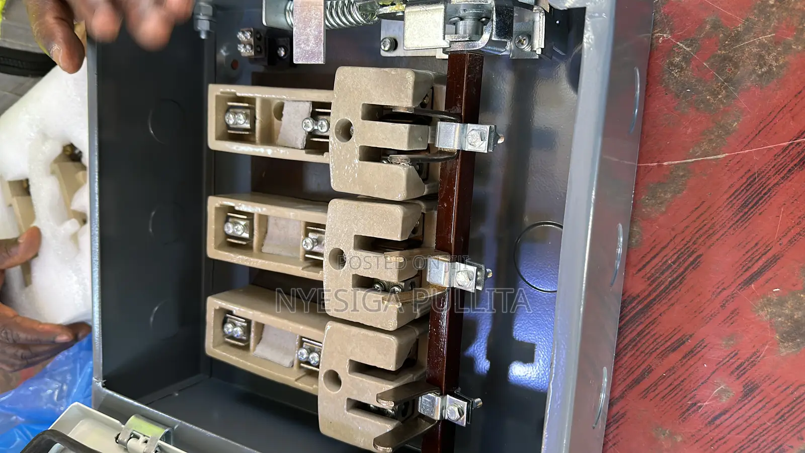 Industrial Isolator