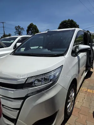 Toyota Noah 2018 Pearl