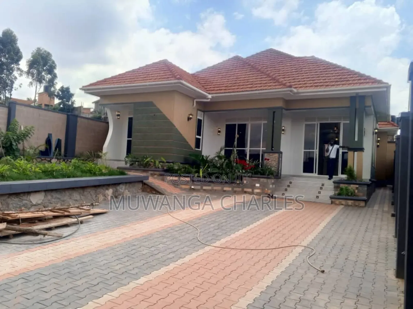 4bdrm Apartment in Fs Properties Ltd, Kawempe for sale
