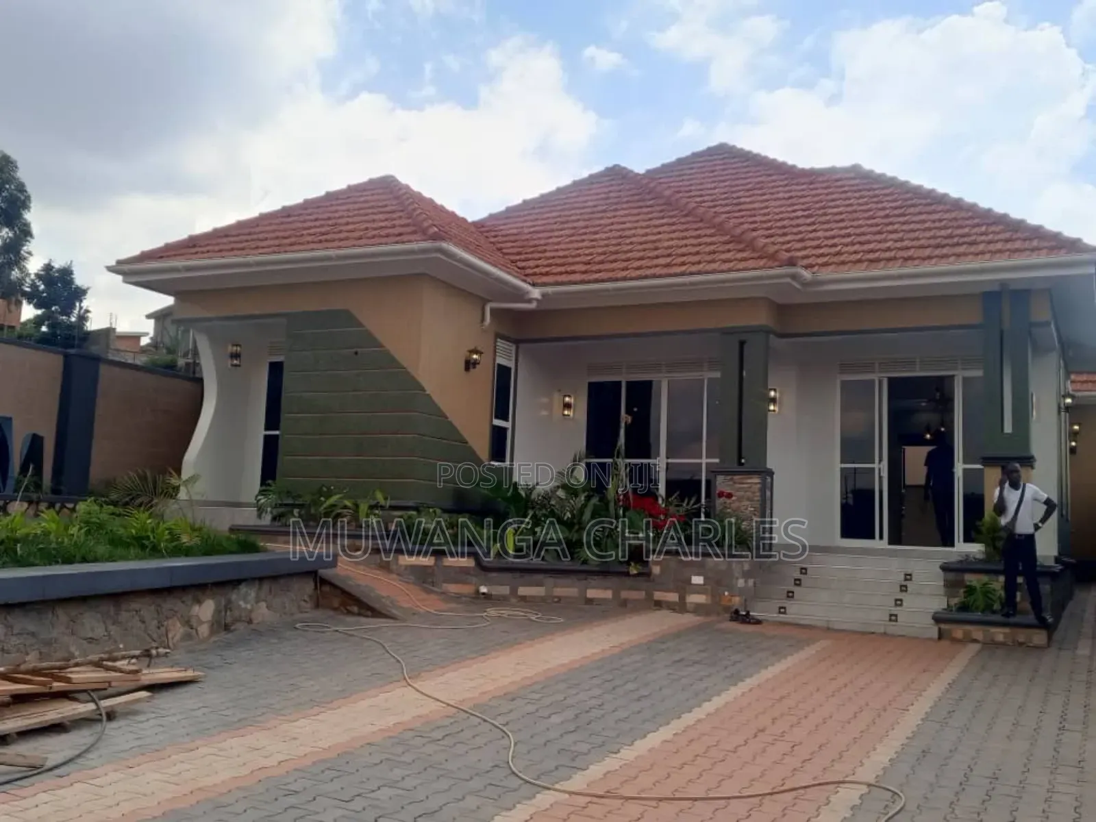 4bdrm Apartment in Fs Properties Ltd, Kawempe for sale