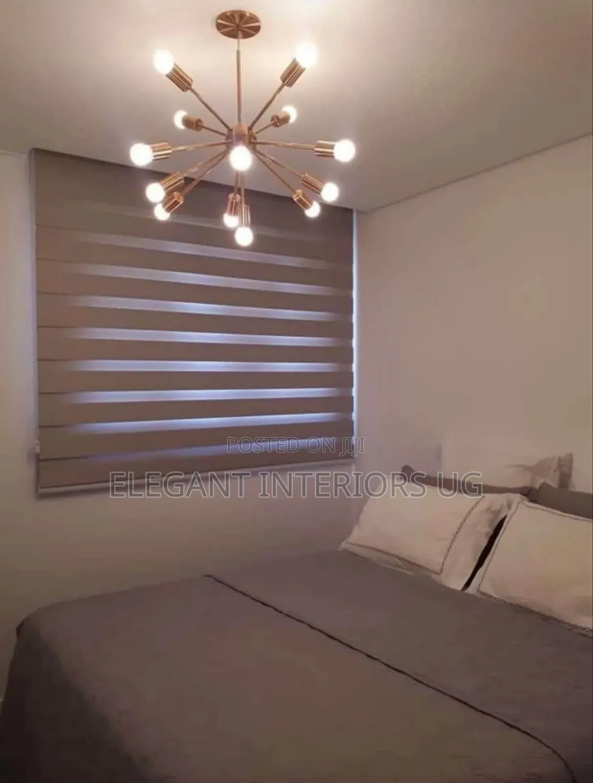 Elegant Roller Curtain Blinds Used in Offices