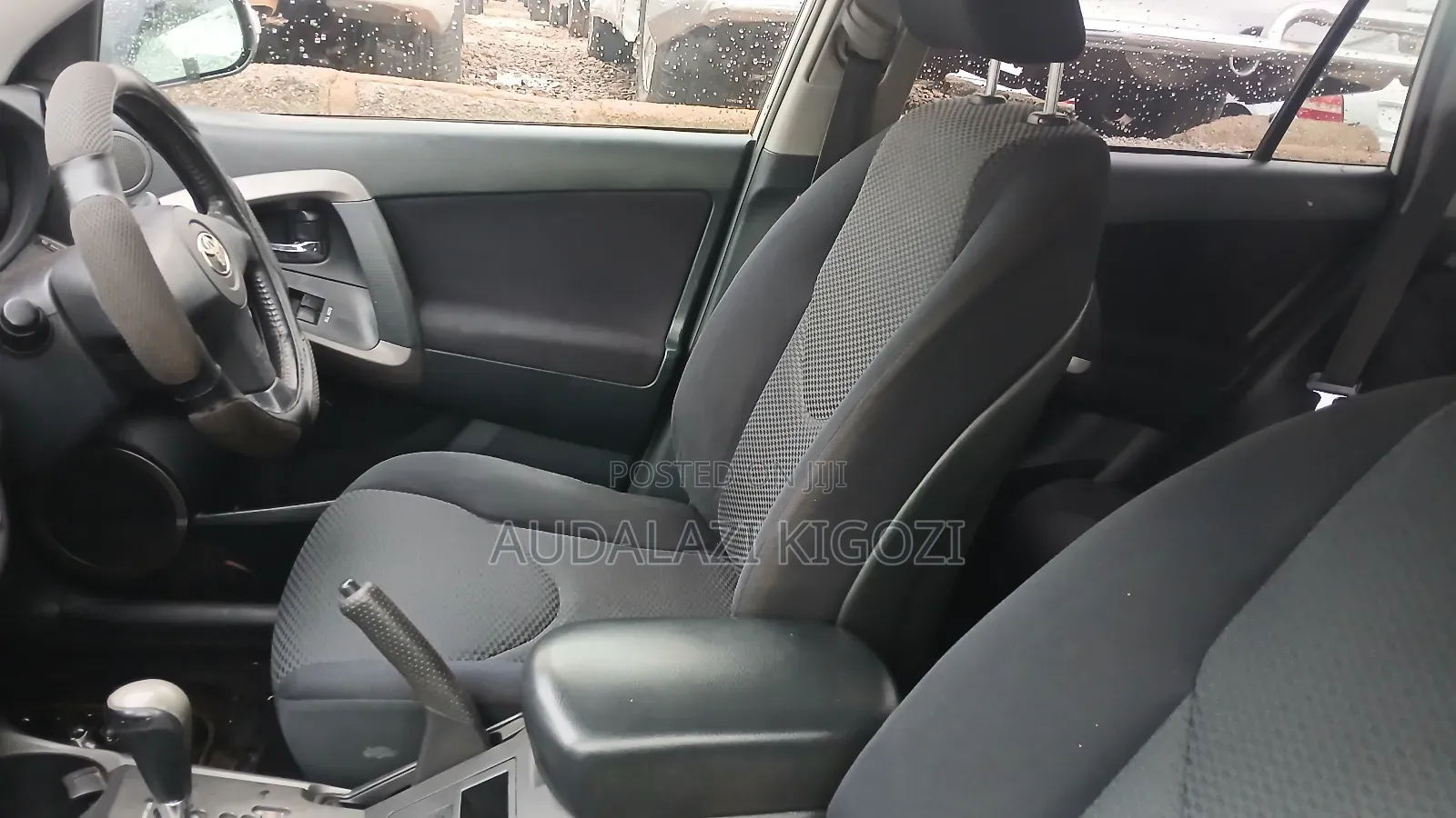 Toyota RAV4 2010 White