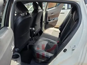 Toyota C-HR 2017 White