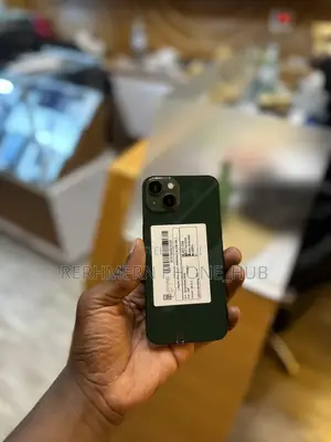 New Apple iPhone 13 128 GB Green