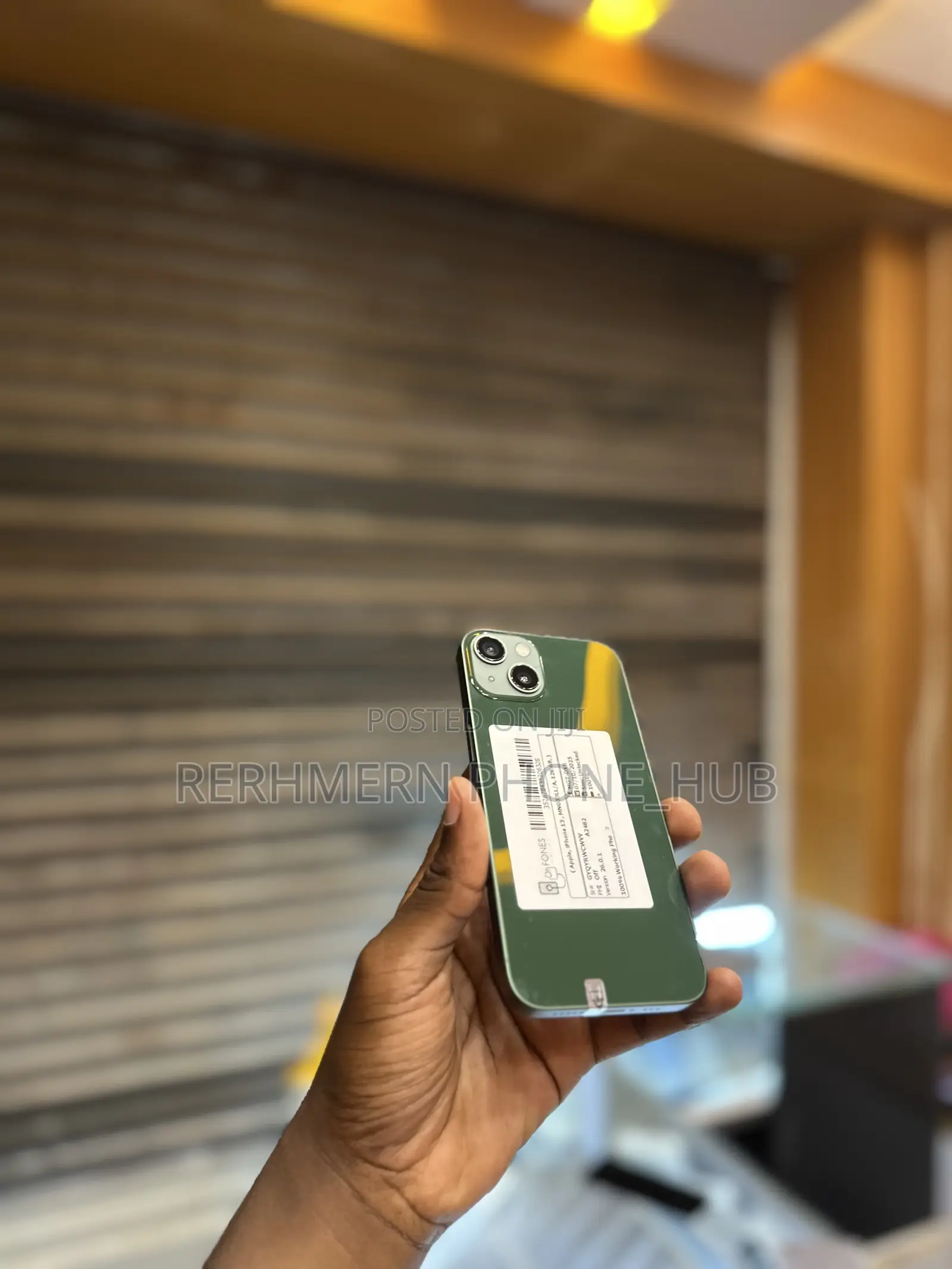 New Apple iPhone 13 128 GB Green