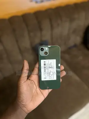 New Apple iPhone 13 128 GB Green