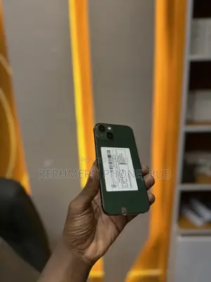 New Apple iPhone 13 128 GB Green