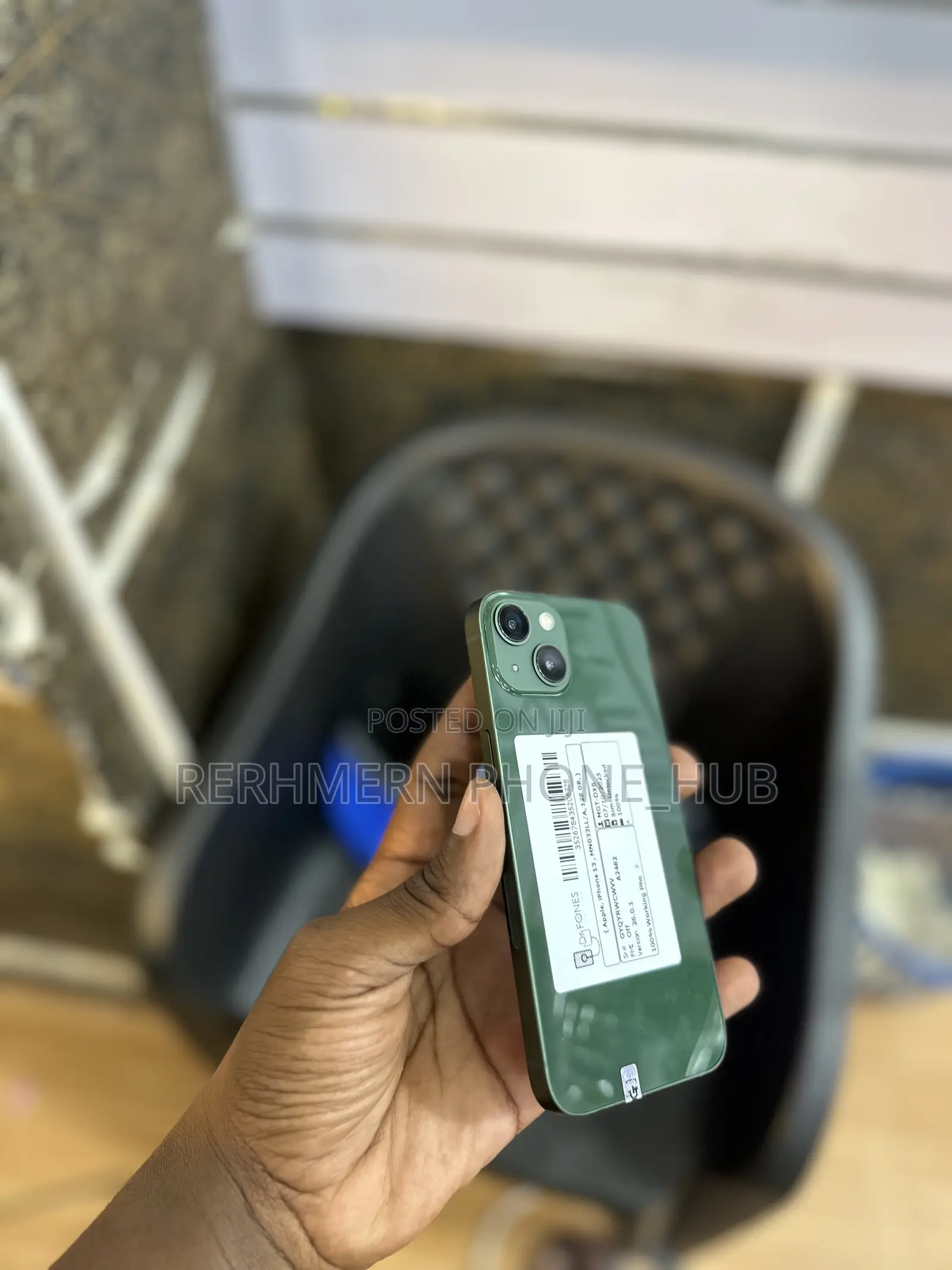 New Apple iPhone 13 128 GB Green