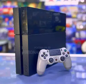 Used Playstation 4 Ps4 System Great Value - Console, 13 Games, 2 Pads!