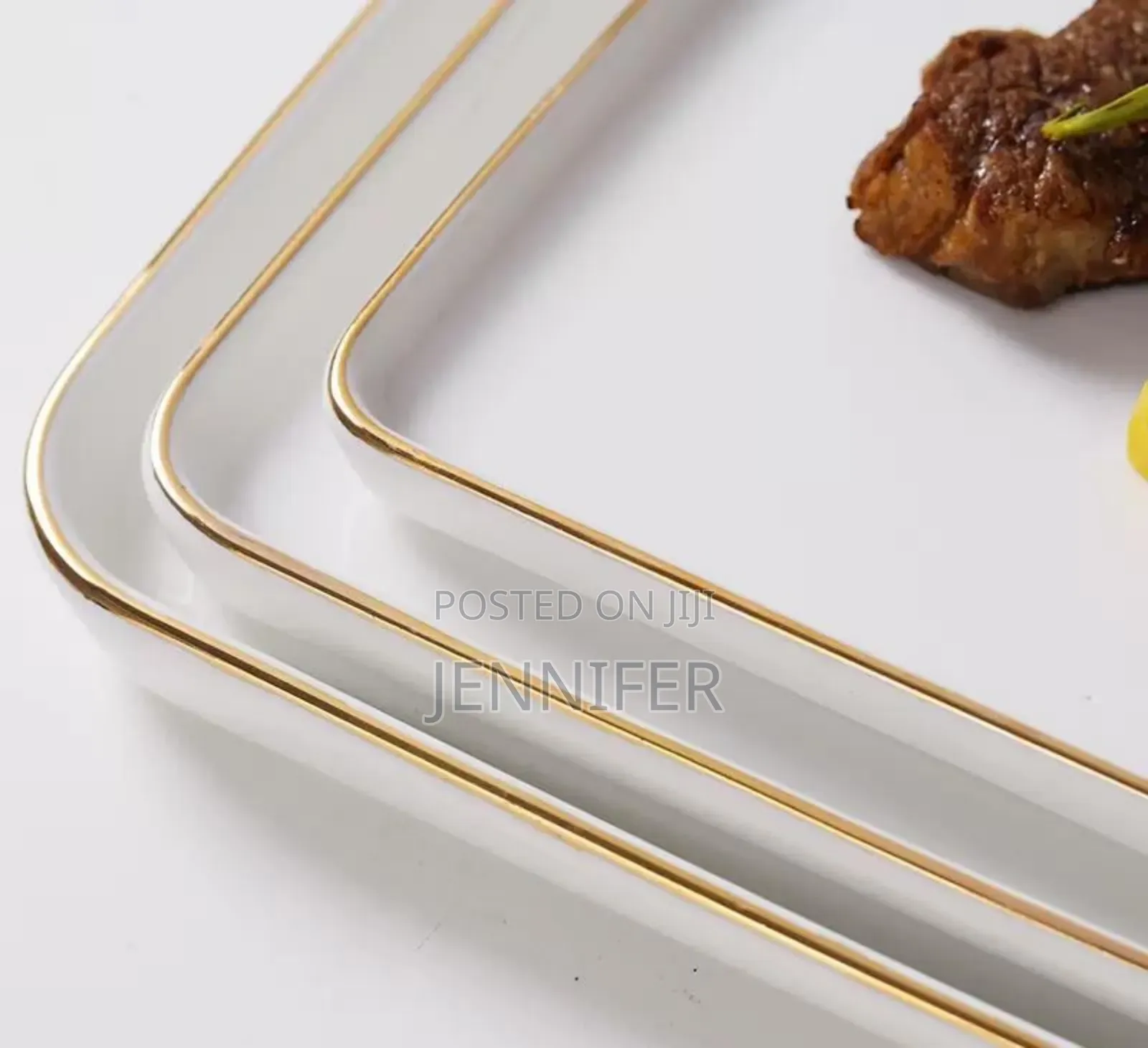 3pcs European-Style White Square Plates With a Golden Rim