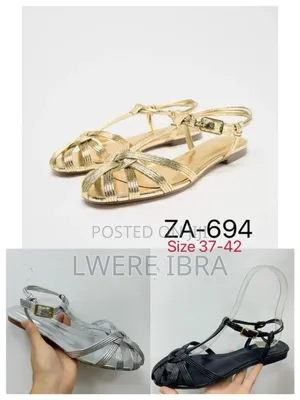Simple White Closed Shoes