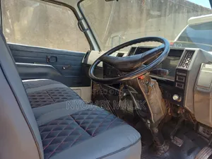 Elf Truck Short