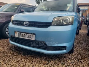Toyota Corolla Rumion Hatchback 1.8 AWD 2012 Blue
