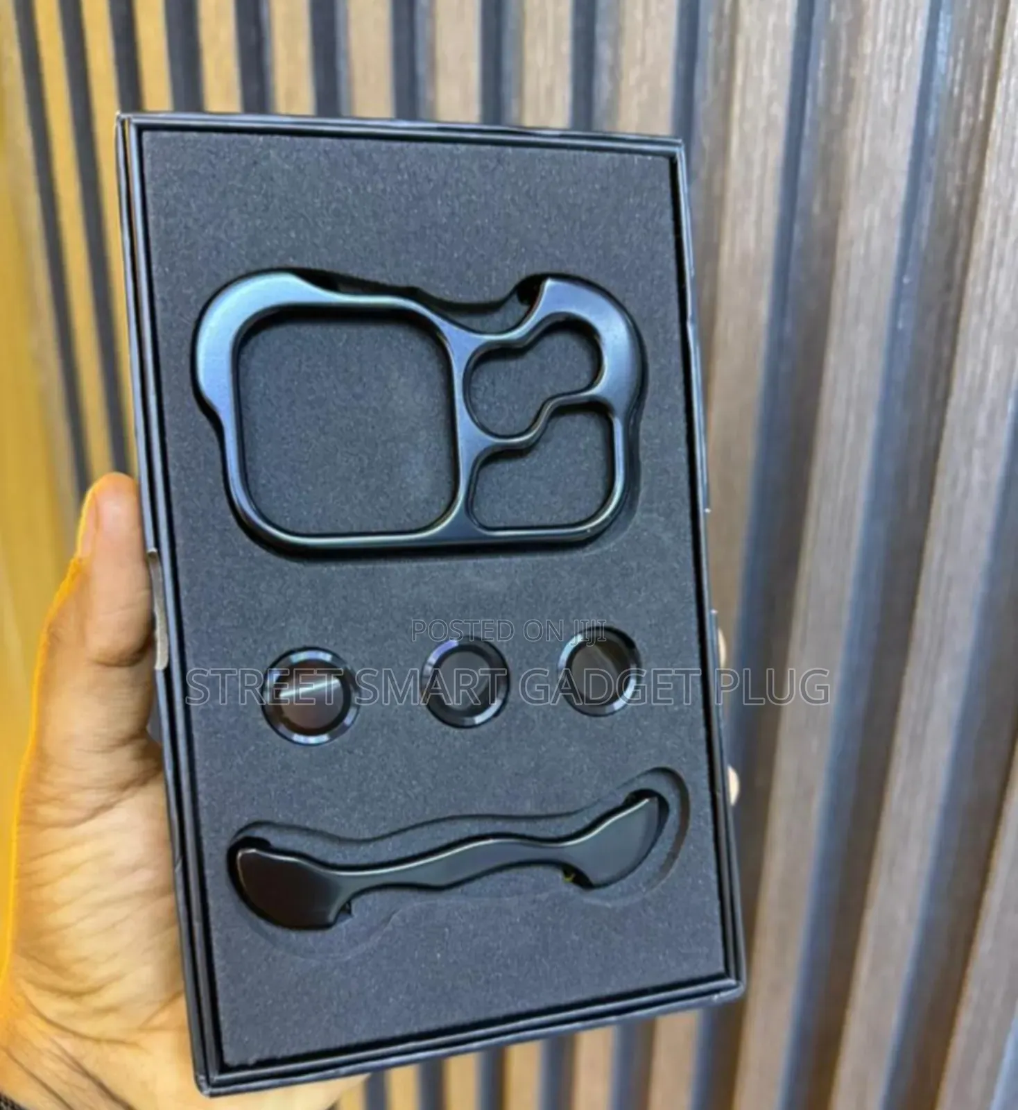 iPhone 17promax Minimalistic Case