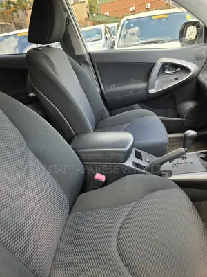 Toyota RAV4 2012 White