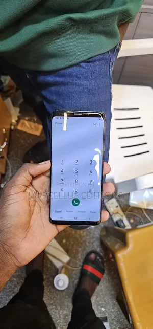 Samsung Galaxy S9 Plus 64 GB Black