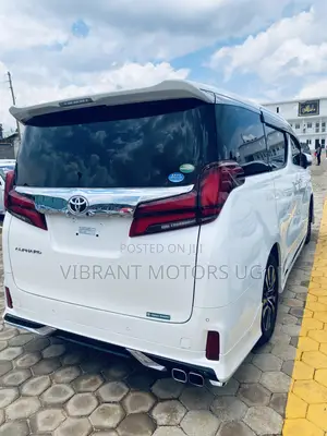 Toyota Alphard 2020 White