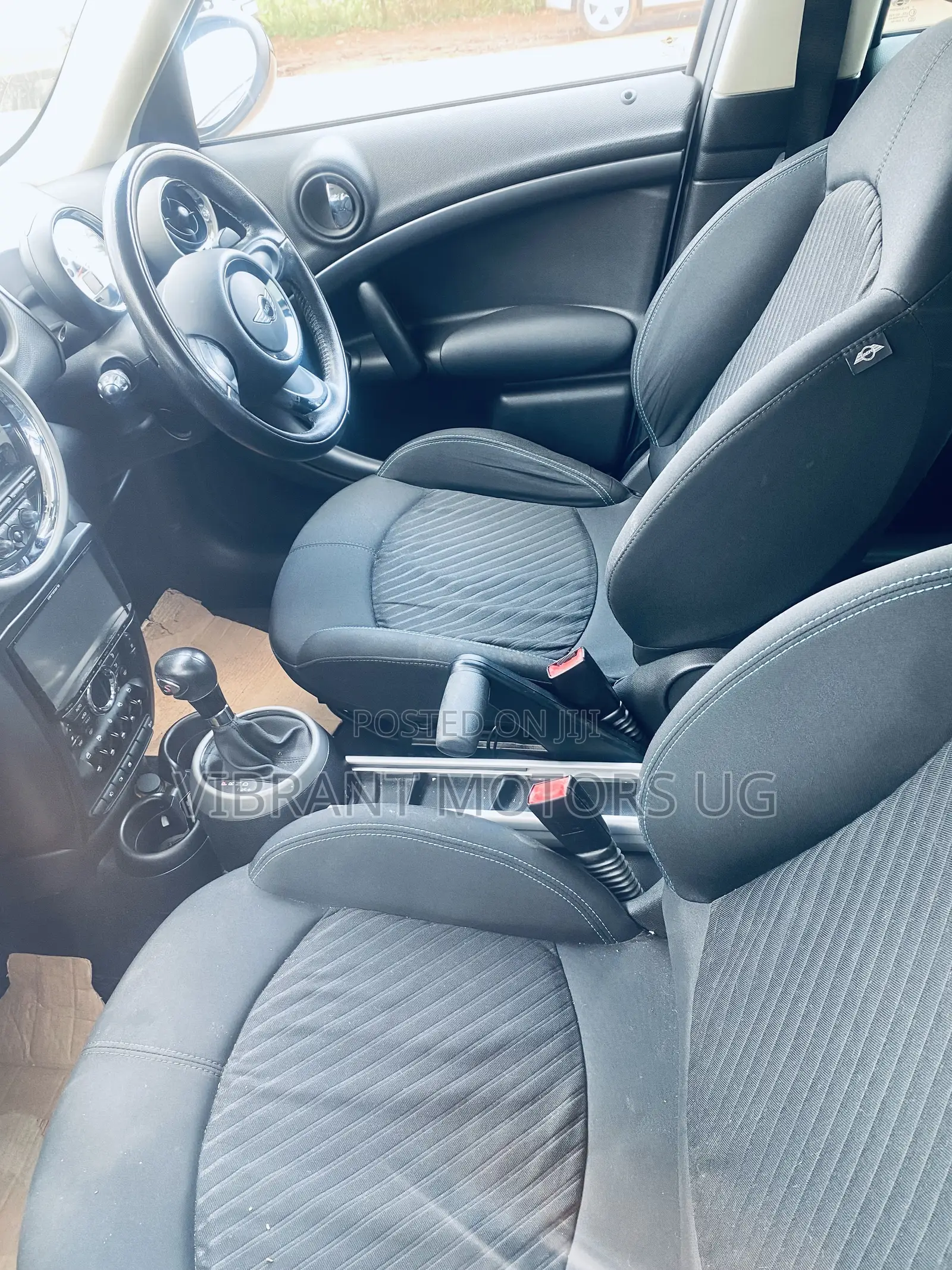 Mini Cooper 2012 Silver
