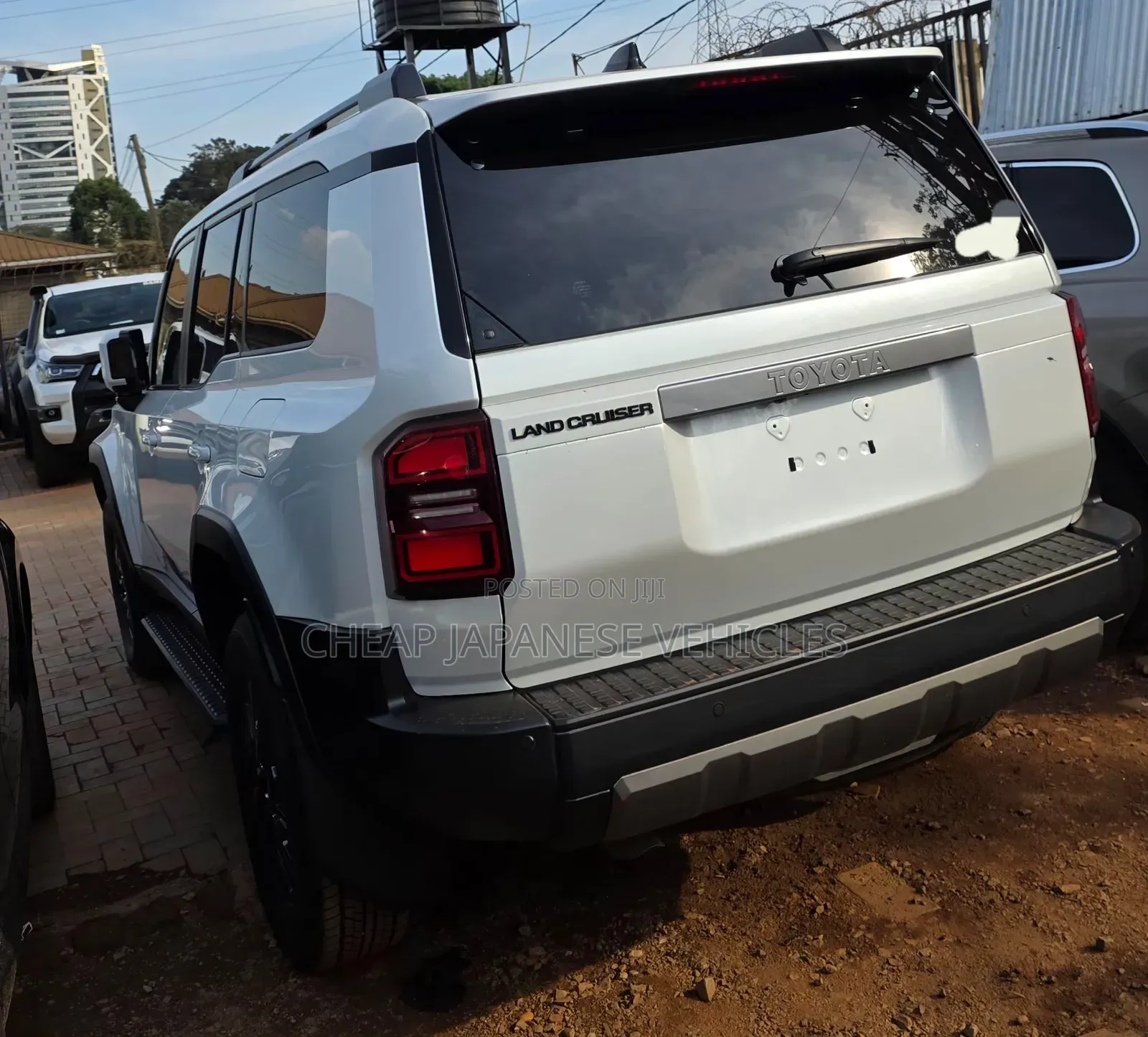 New Toyota Land Cruiser Prado 2.8 2024 Pearl