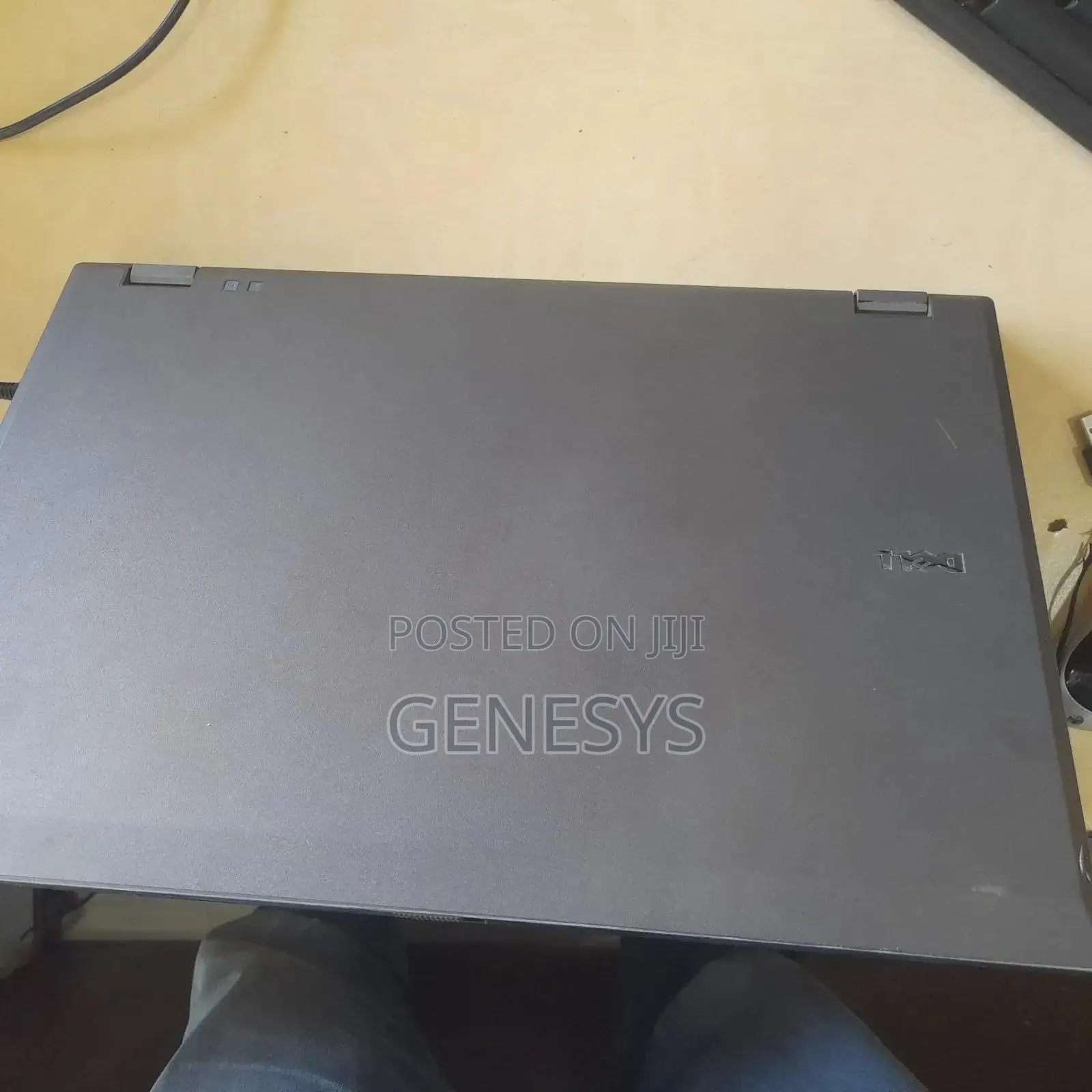 Laptop Dell Latitude E5510 4GB Intel Core I3 HDD 500GB