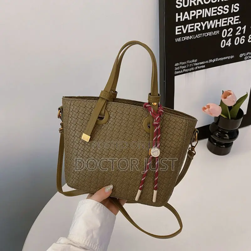 Army Green Korean Ins Tide Hand Carried Bucket Bag