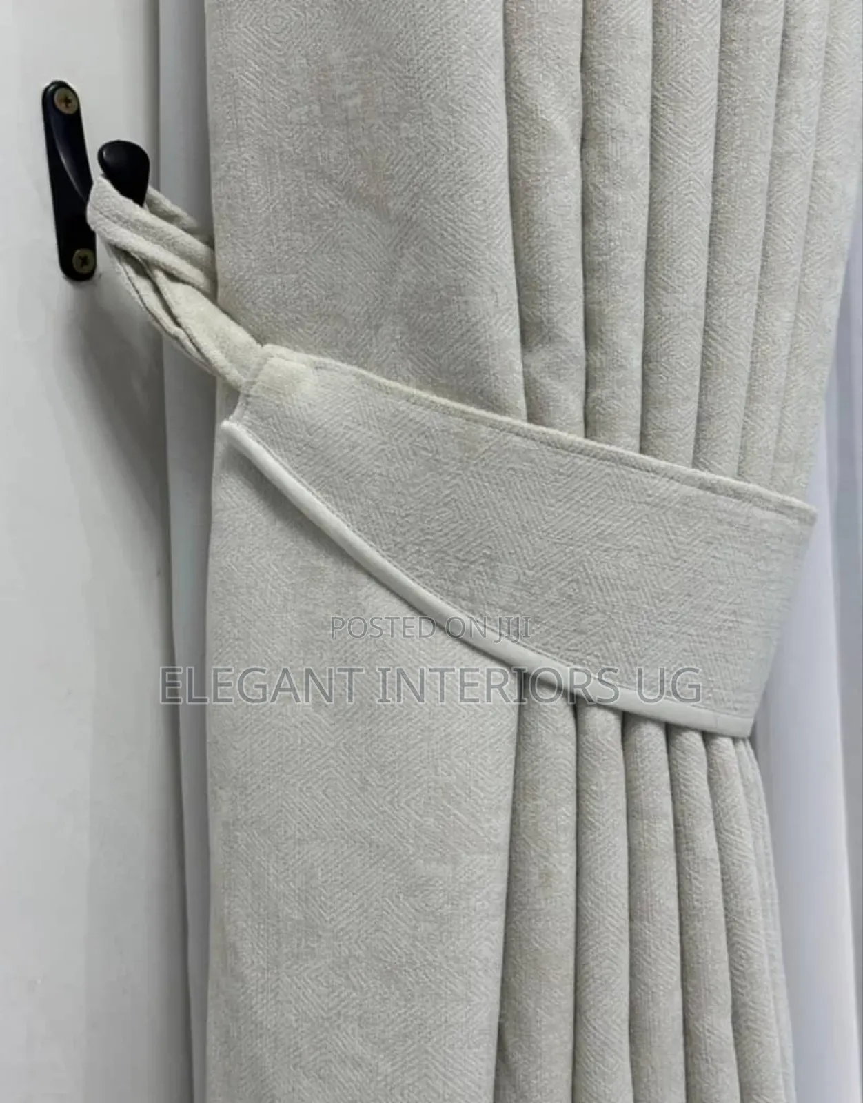 Elegant Curtains for Home and Offices