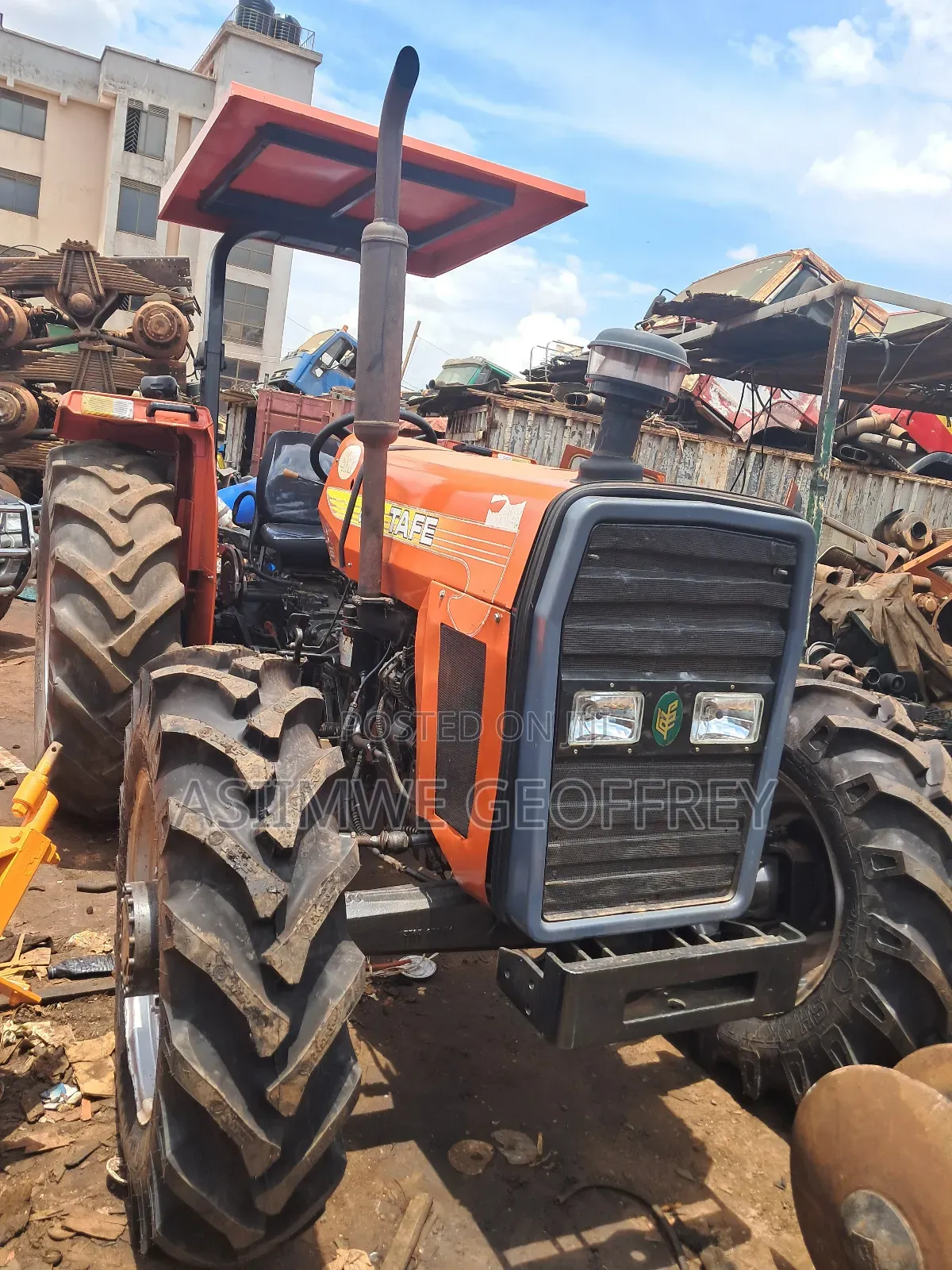 Tractor Tafe 8502
