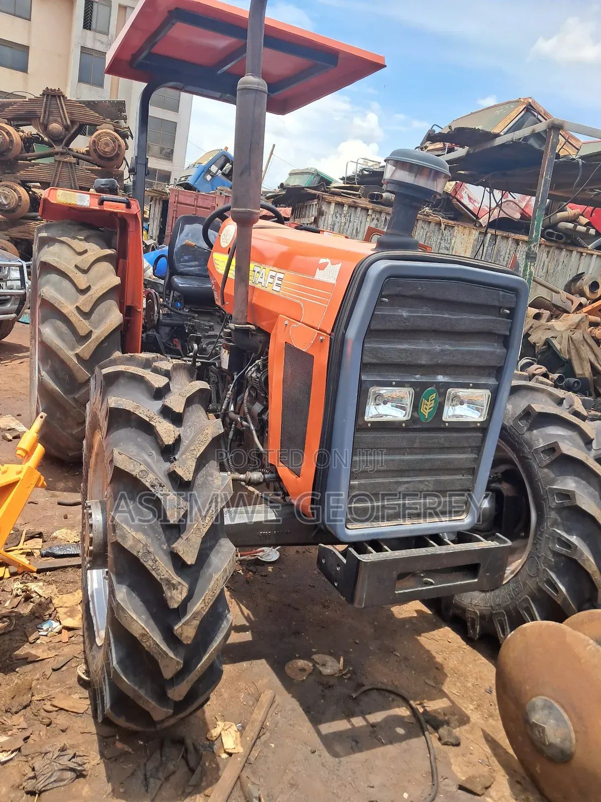 Tractor Tafe 8502
