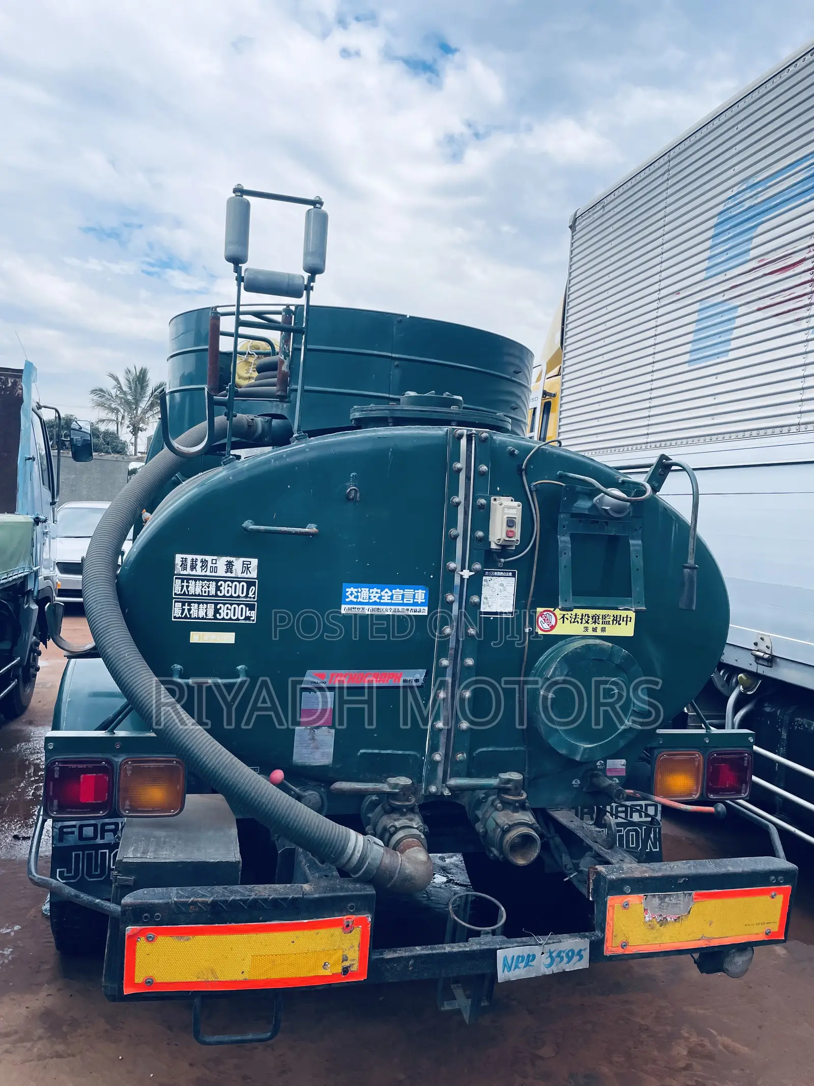Isuzu Juston Double Light Sewage
