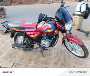 Bajaj Boxer 125 2018 Red