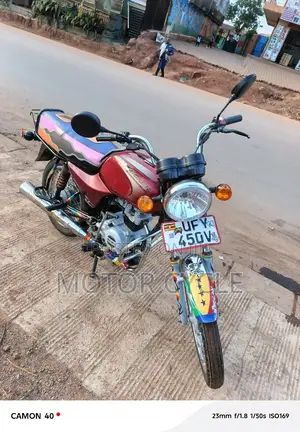 Bajaj Boxer 2023 Red