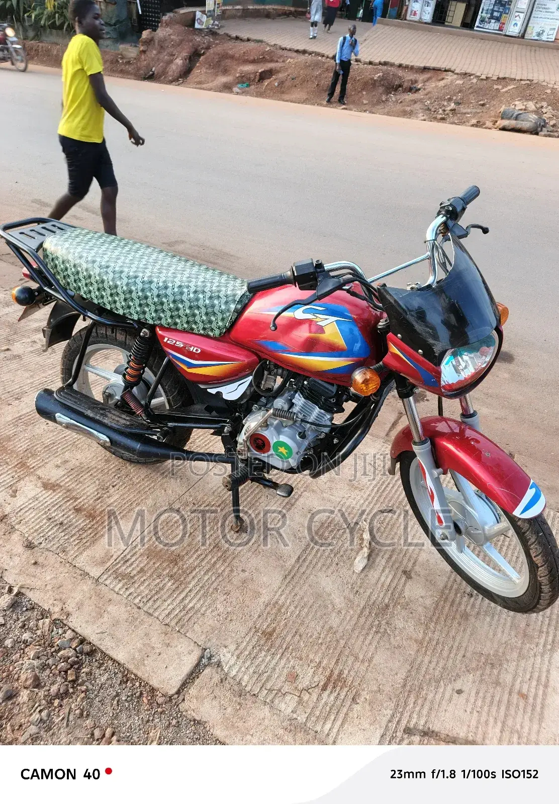 Bajaj Boxer 125 2025 Red