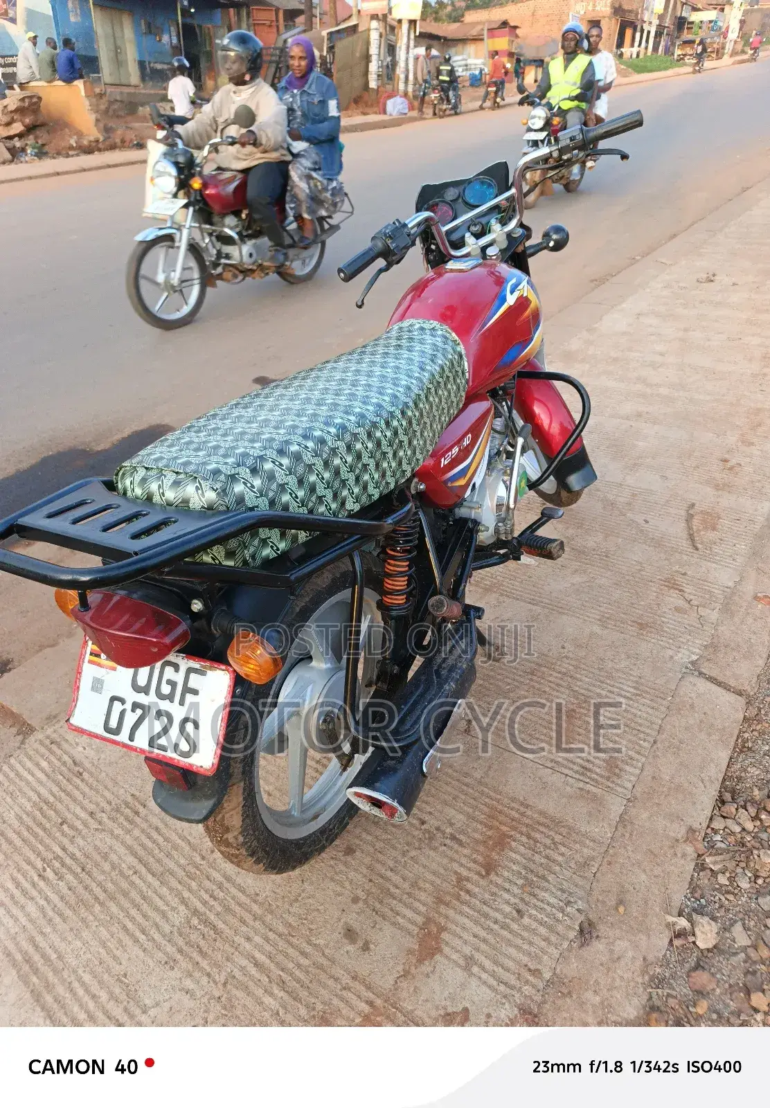 Bajaj Boxer 125 2025 Red