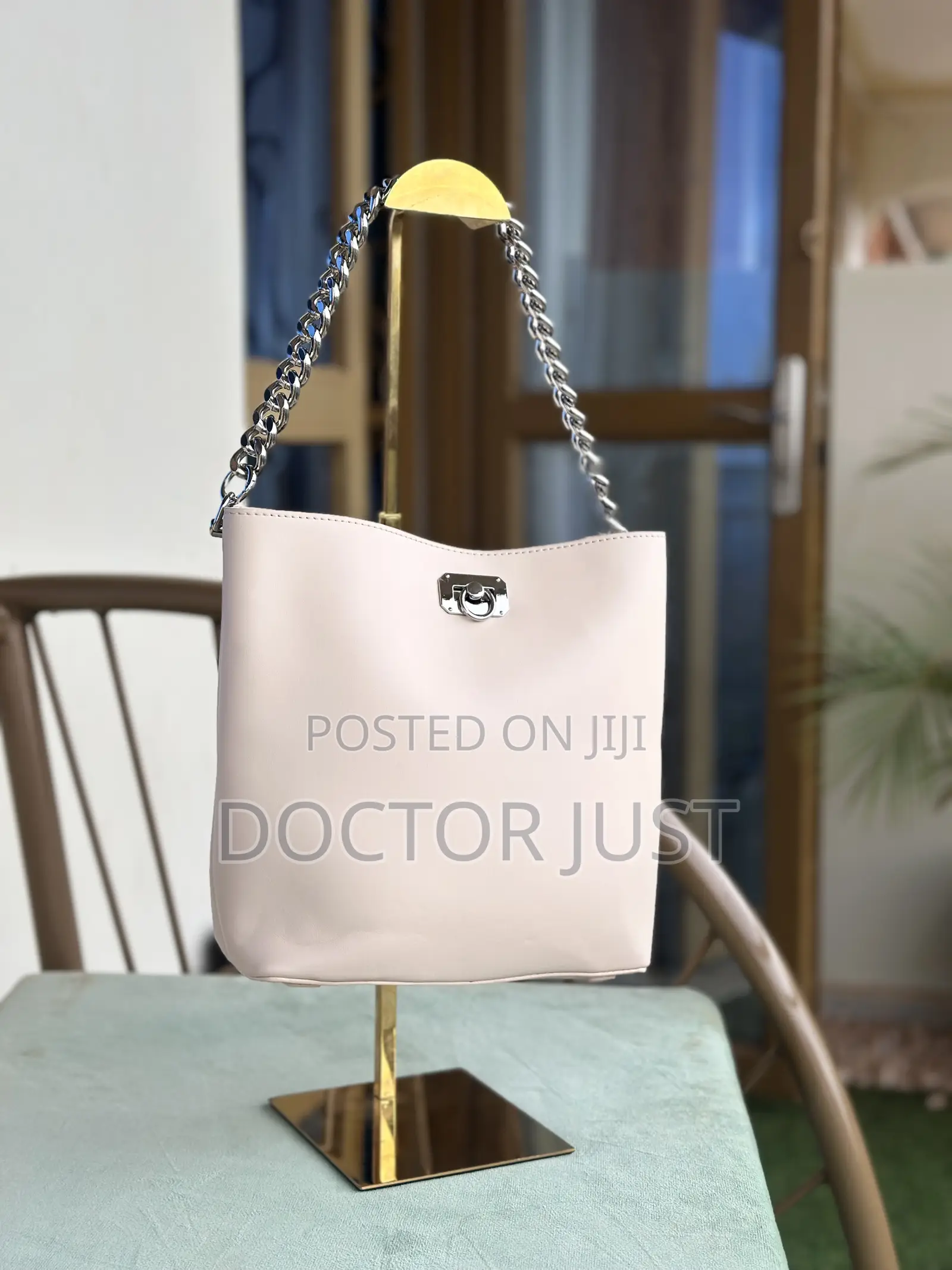 Cream / Nude Medium Tote Bag