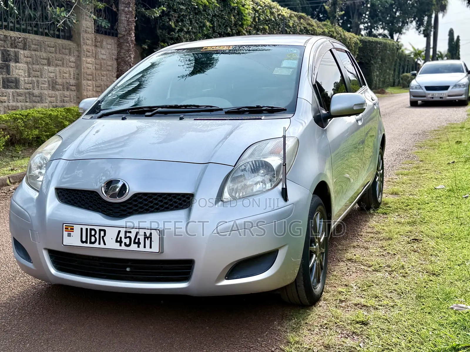 Toyota Vitz 1.0 FWD 5dr 2009 Silver