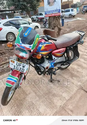 Bajaj Boxer 2023 Red