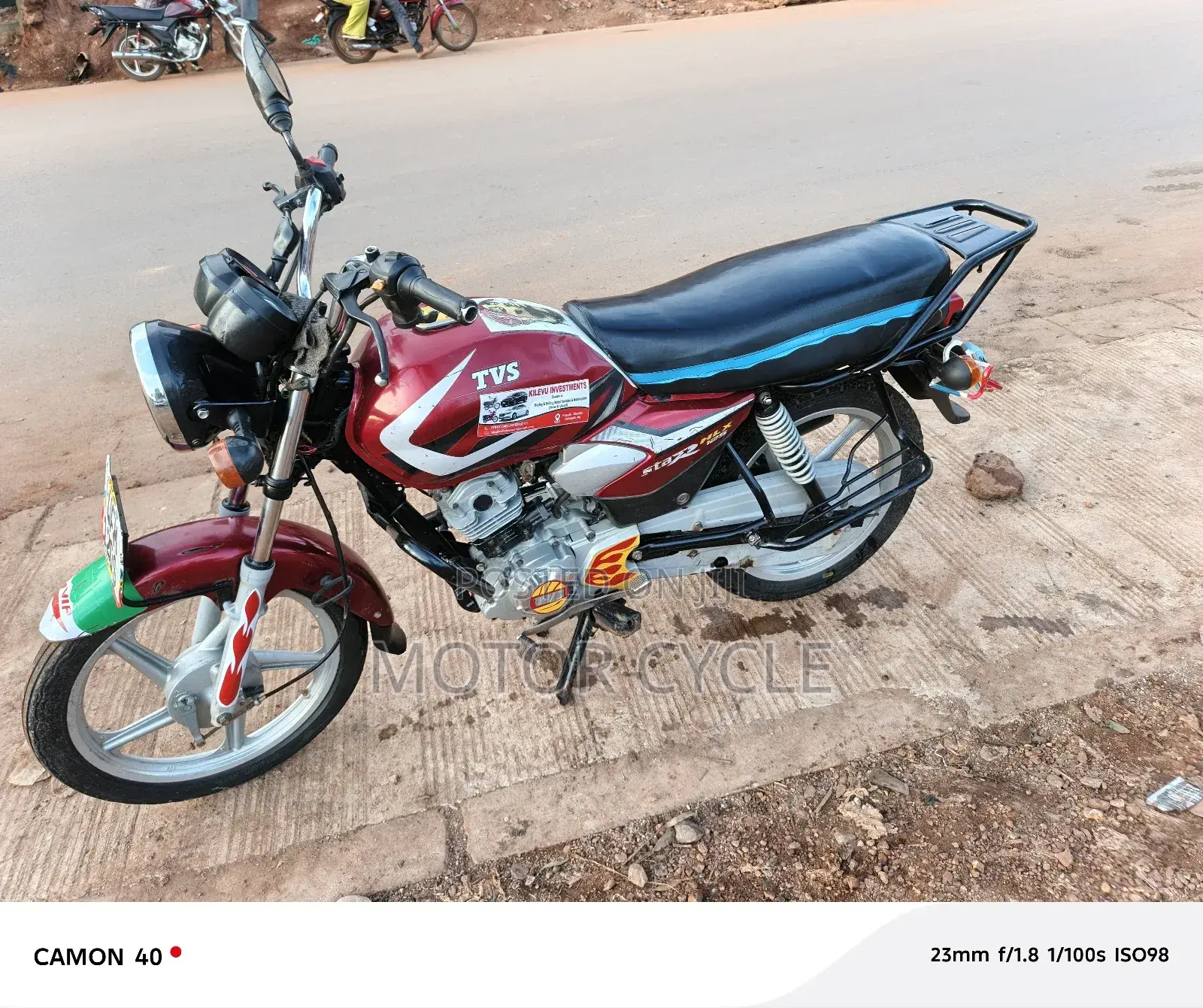 TVS HLX 125 2023 Red