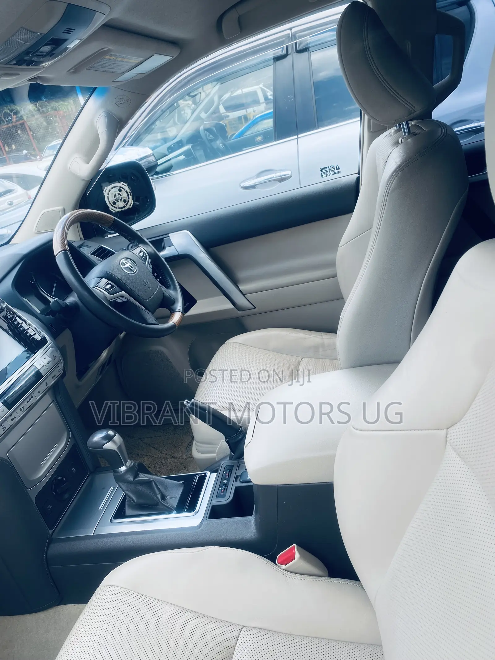 Toyota Land Cruiser Prado 2018 White