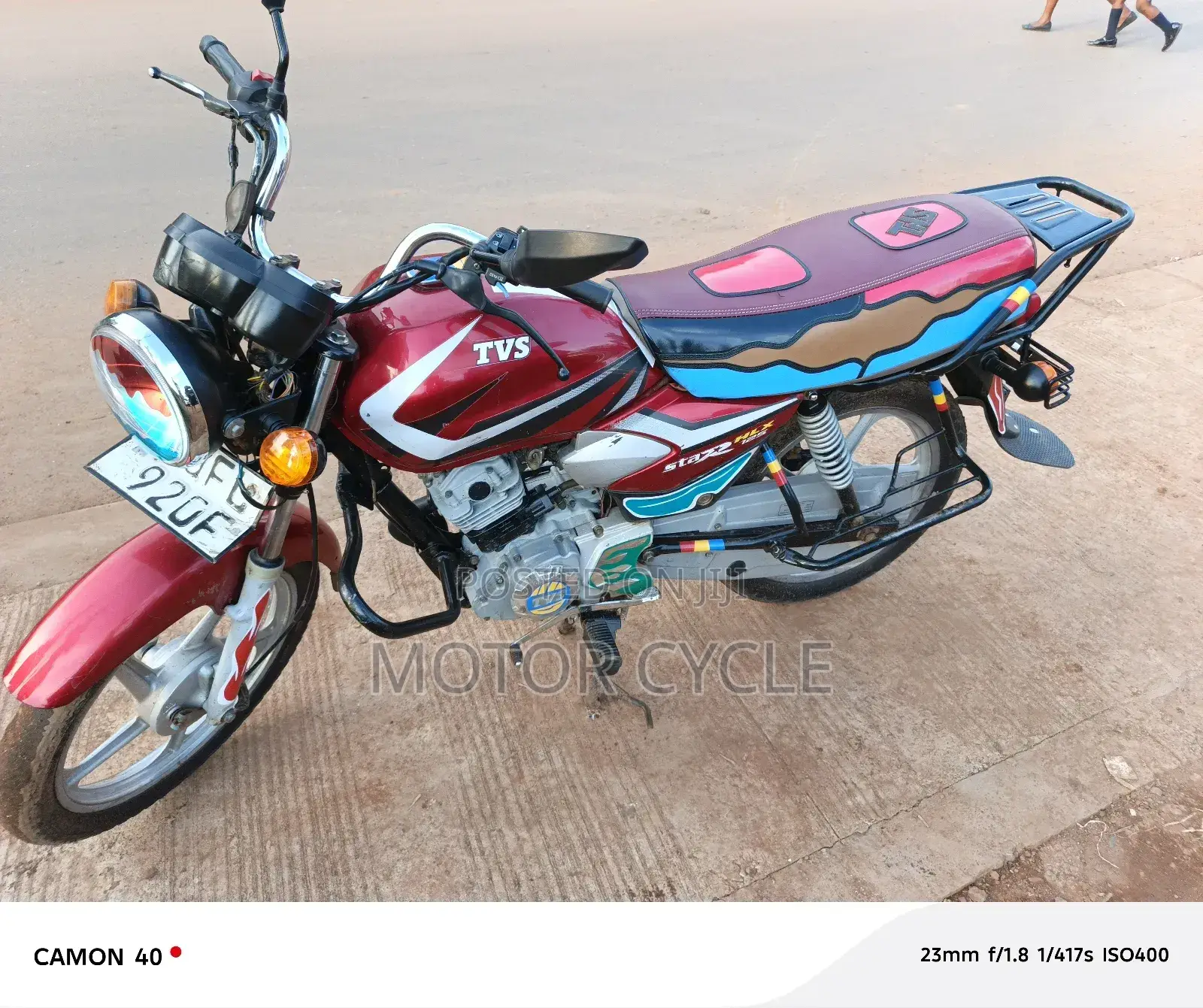 TVS HLX 125 2022 Red