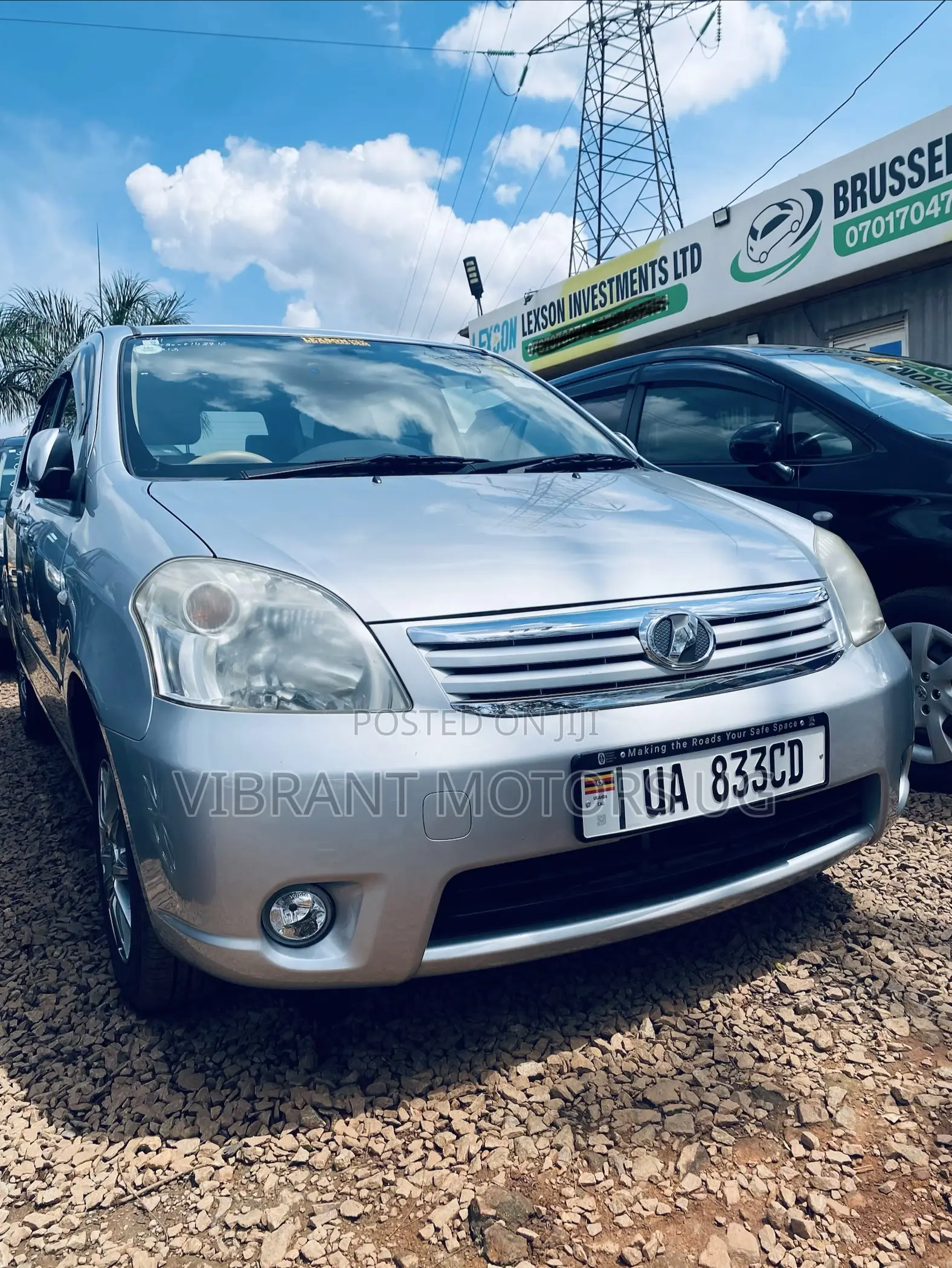 Toyota Raum 2011 Silver
